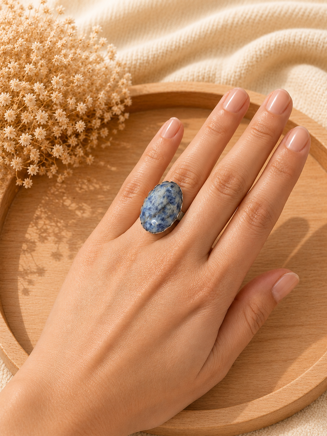 Bague Ovale Dentelée Sodalite Grand Modèle