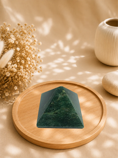 Pyramide en Fuchsite Naturelle