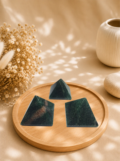 Pyramide en Fuchsite Naturelle