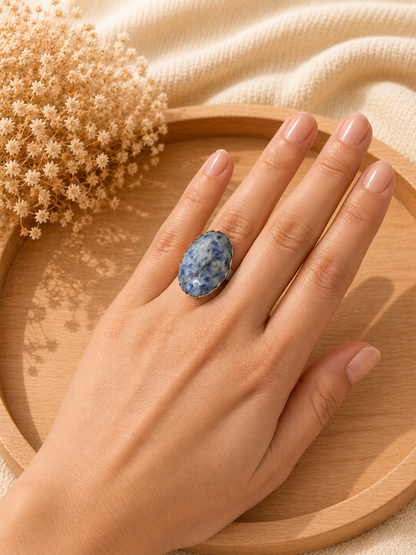 Bague Ovale Dentelée Sodalite Grand Modèle