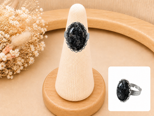 Bague Ovale Dentelée Larvikite
