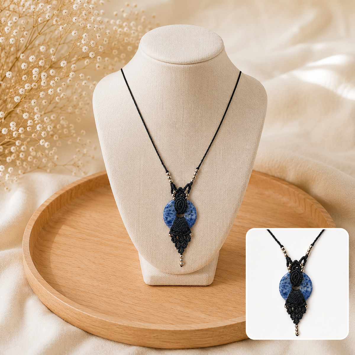 Collier Sodalite en micro-macramé